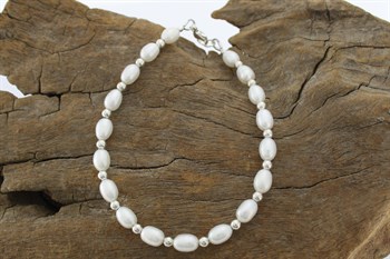 Fresh Water Pearl Bracelet