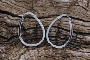 9ct WG  Hoop earrings