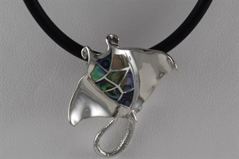 Mantaray Pendant