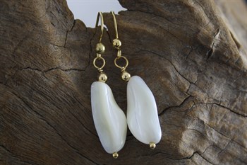 Mother of Pearl earrings