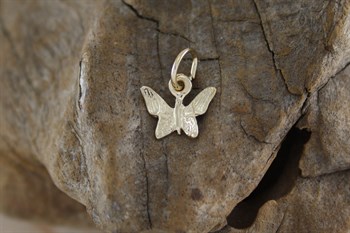 9ct yg butterfly charm