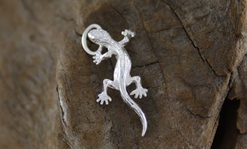 Stg Sil Lizard charm