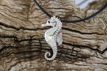 seahorse pendant