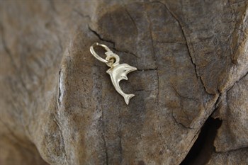 9ct yg Dolphin charm