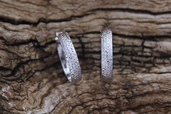 9ct WG  Hoop earrings