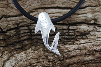 9ct wg Small Whaleshark Pendant