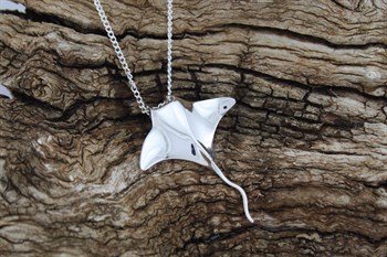 Manta ray Pendant