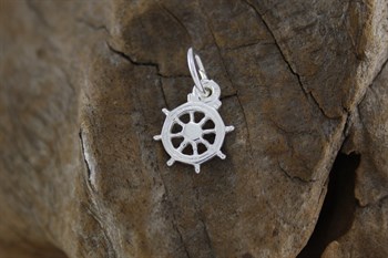 Stg Sil Ships Wheel charm