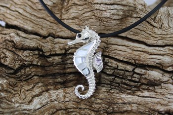 seahorse pendant