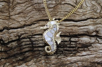 Small Seahorse Pendant