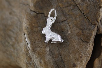 Stg Sil Rabbit charm