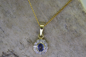 Ceylon Sapphire & Diamond Pendant