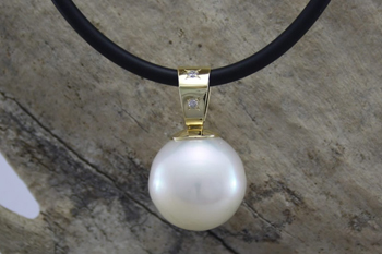 South Sea Pearl & Diamond Pendant