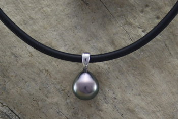  South Sea Black Pearl Pendant