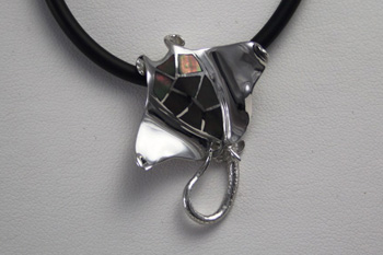 Mantaray Pendant