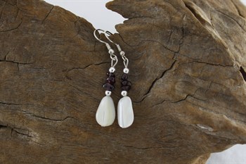 Mother of Pearl & Garnet earrings