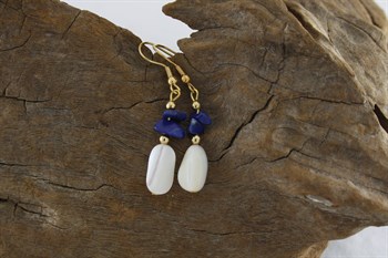 Mother of Pearl & Lapis Lazuli earrings